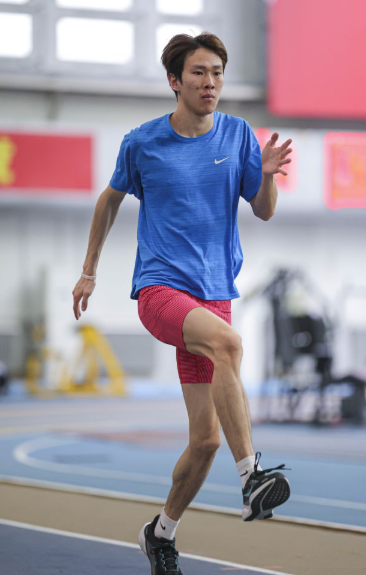 与朋友一起玩pg麻将胡了的乐趣